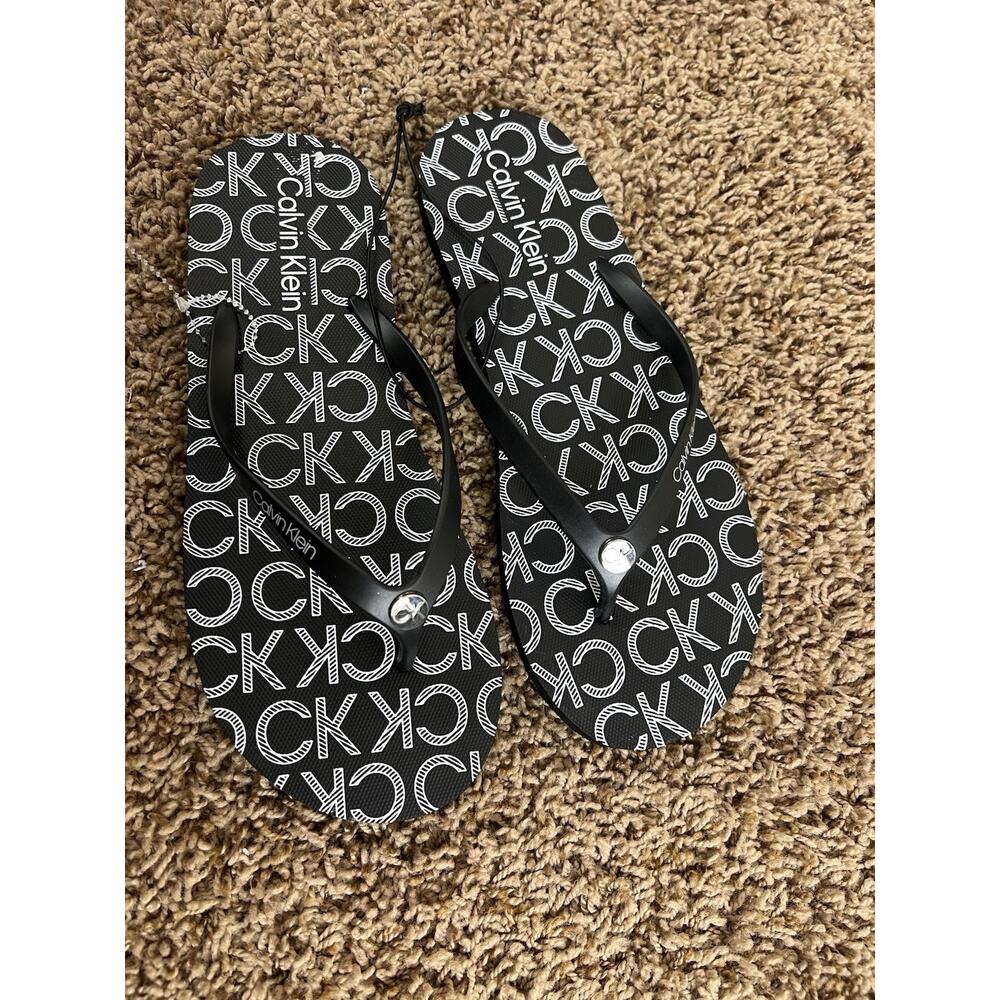 Calvin Klein Logo Flip Flops Black White Thong Sandals Women Size 9-10 Monogram - Picture 2 of 8